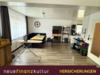 Wohnzimmer - Wunderschöne Sanierte 4 Zimmer- Wohnung mit Balkon